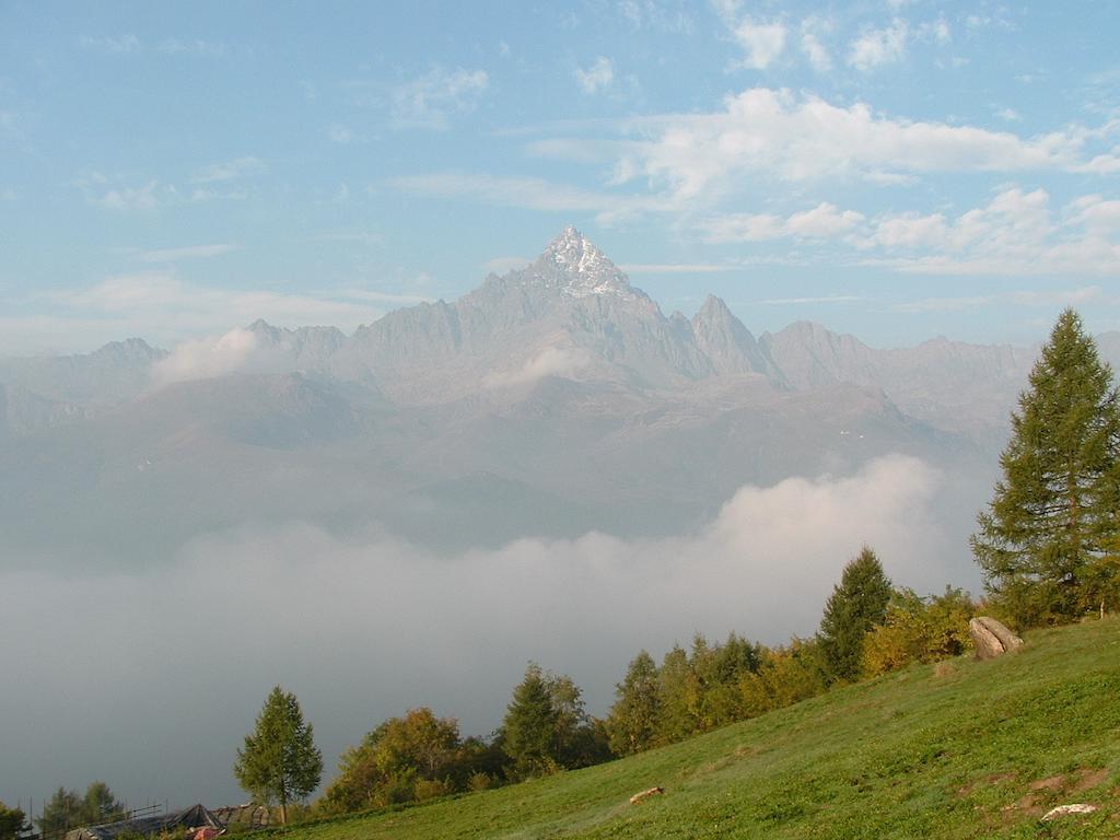 Agriturismo A Nostro Mizoun Ostana Buitenkant foto
